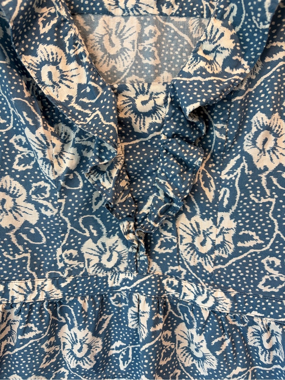 PAIGE Cayenne Blue Floral Ruffle Peplum Blouse Size Small - Picture 5 of 7